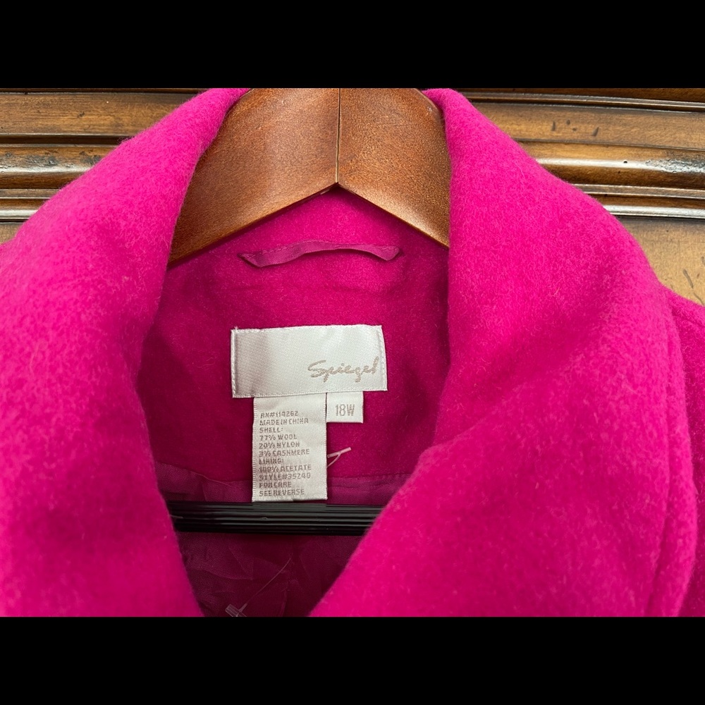 Coat - Picture 3 of 3